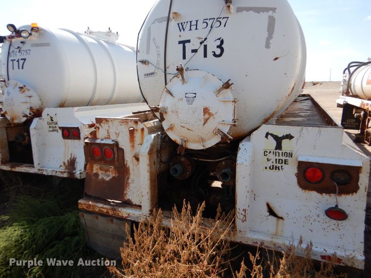 image for item LU9611 1999 Eagle EV-130  tank trailer