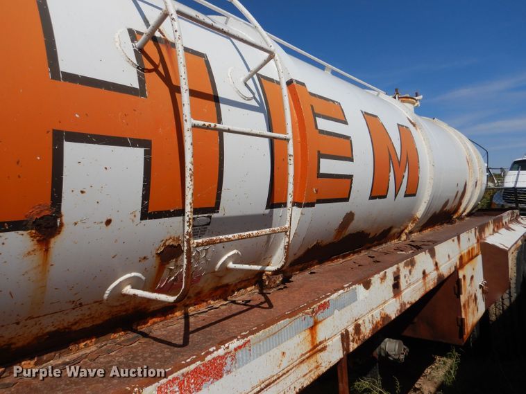 image for item LU9611 1999 Eagle EV-130  tank trailer