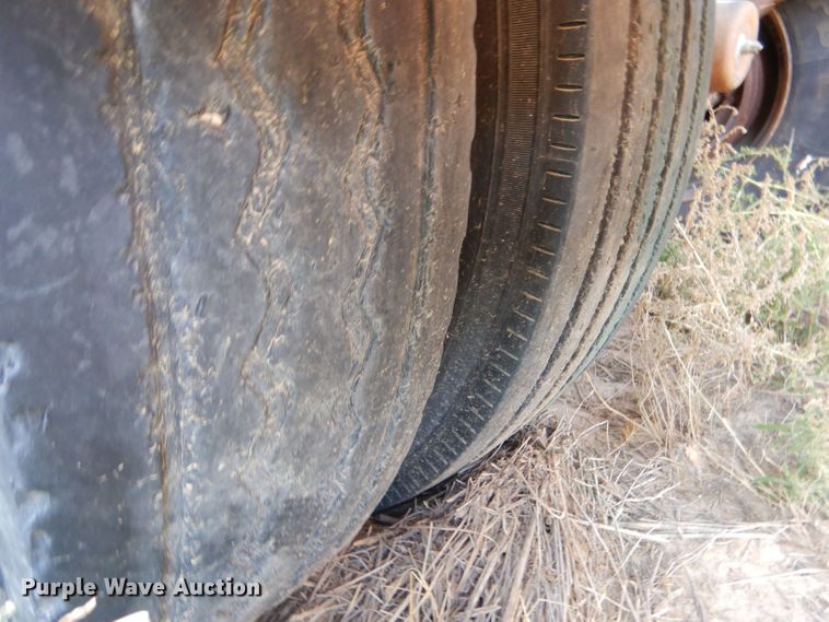 image for item LU9611 1999 Eagle EV-130  tank trailer