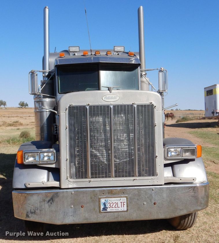 image for item LU9659 1997 Peterbilt 379  semi truck