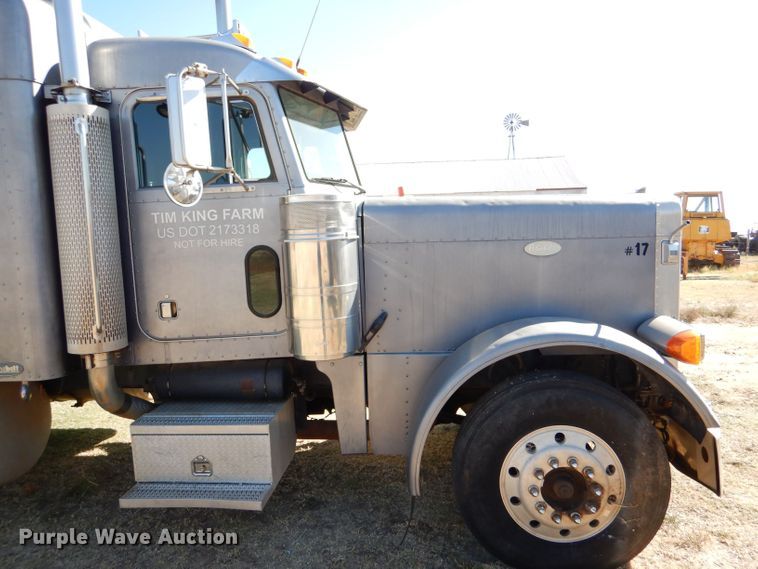 image for item LU9659 1997 Peterbilt 379  semi truck