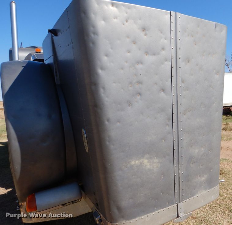 image for item LU9659 1997 Peterbilt 379  semi truck