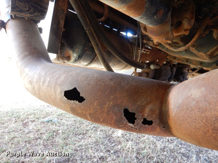 image for item LU9659 1997 Peterbilt 379  semi truck