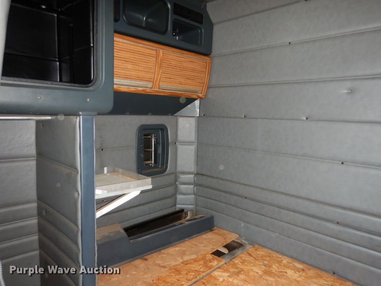 image for item LU9659 1997 Peterbilt 379  semi truck