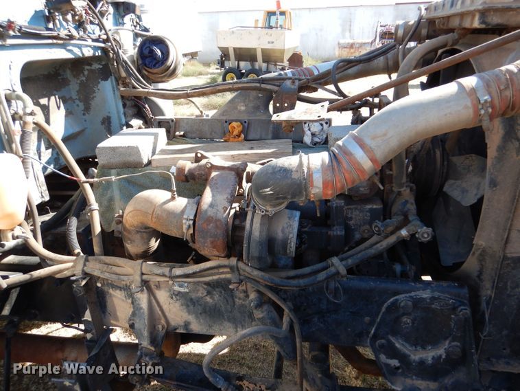 image for item LU9659 1997 Peterbilt 379  semi truck