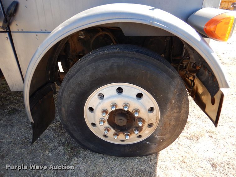 image for item LU9659 1997 Peterbilt 379  semi truck