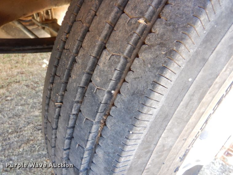 image for item LU9659 1997 Peterbilt 379  semi truck