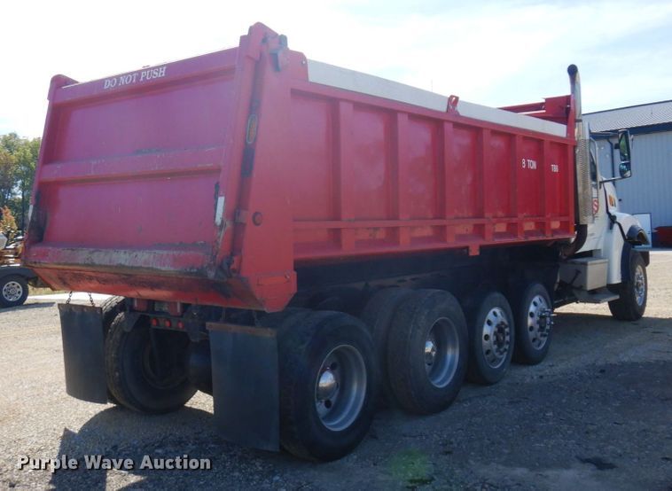image for item MH9227 2007 Sterling L9500  dump truck