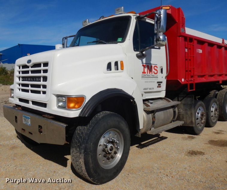 image for item MH9227 2007 Sterling L9500  dump truck