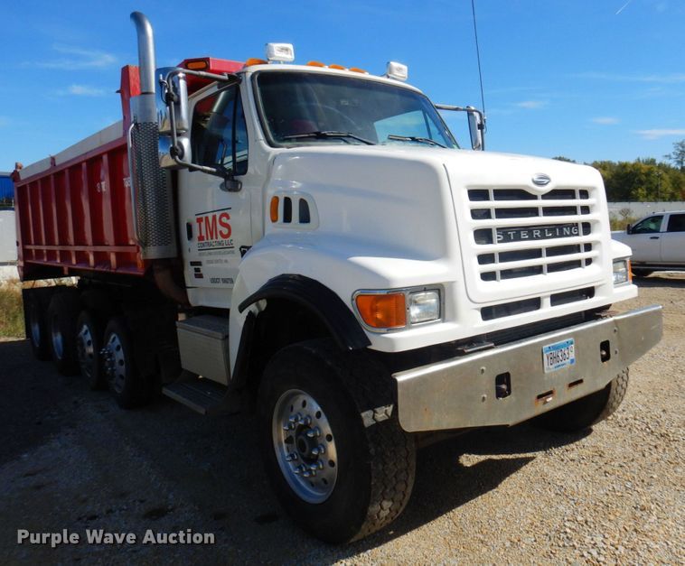 image for item MH9227 2007 Sterling L9500  dump truck