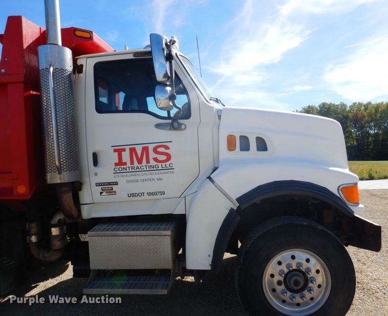 image for item MH9227 2007 Sterling L9500  dump truck