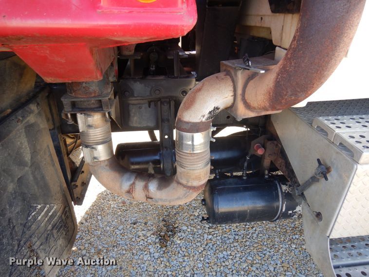 image for item MH9227 2007 Sterling L9500  dump truck