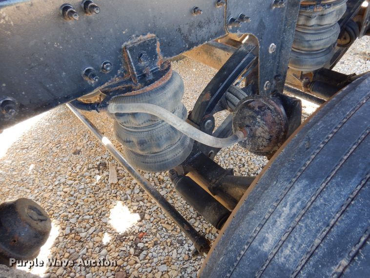 image for item MH9227 2007 Sterling L9500  dump truck