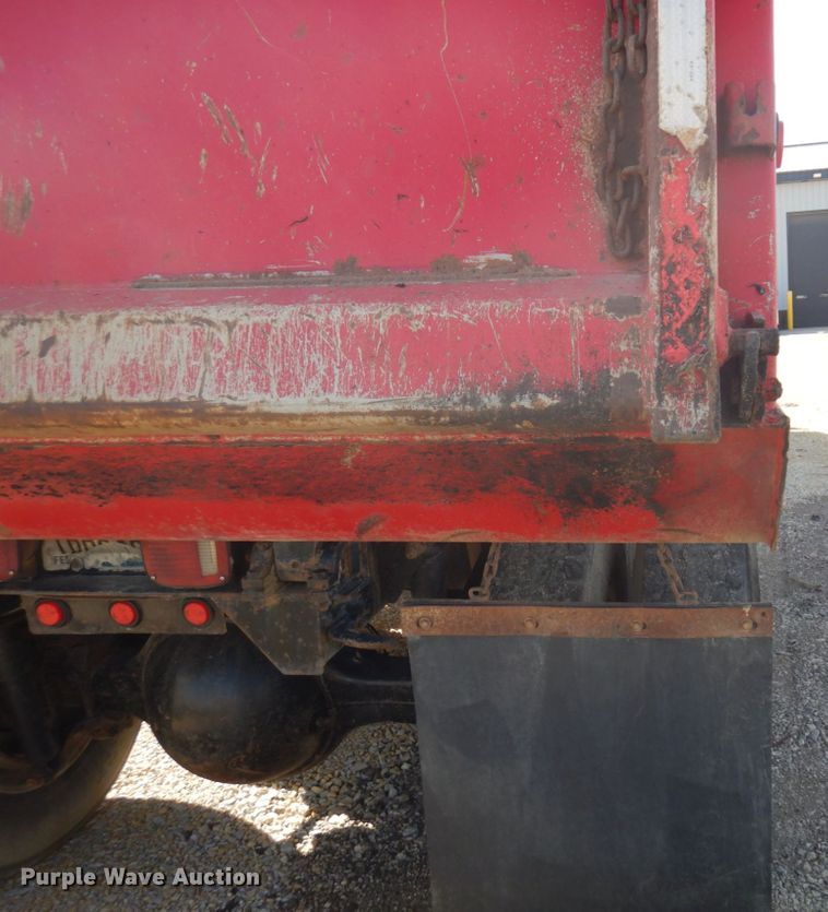 image for item MH9227 2007 Sterling L9500  dump truck