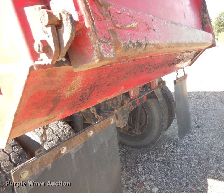 image for item MH9227 2007 Sterling L9500  dump truck