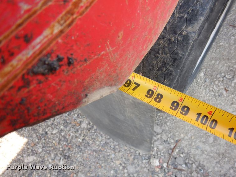 image for item MH9227 2007 Sterling L9500  dump truck