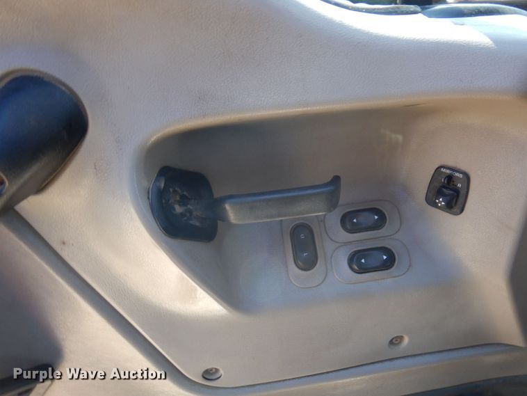 image for item MH9227 2007 Sterling L9500  dump truck