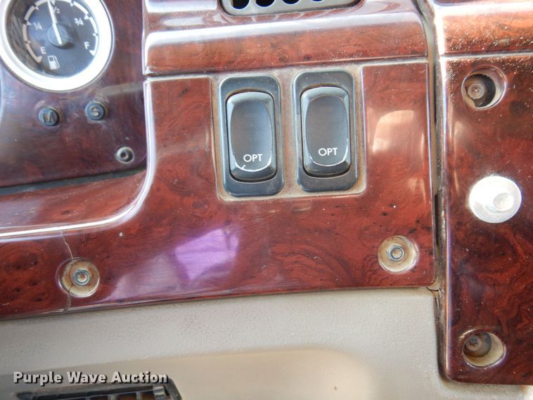 image for item MH9227 2007 Sterling L9500  dump truck