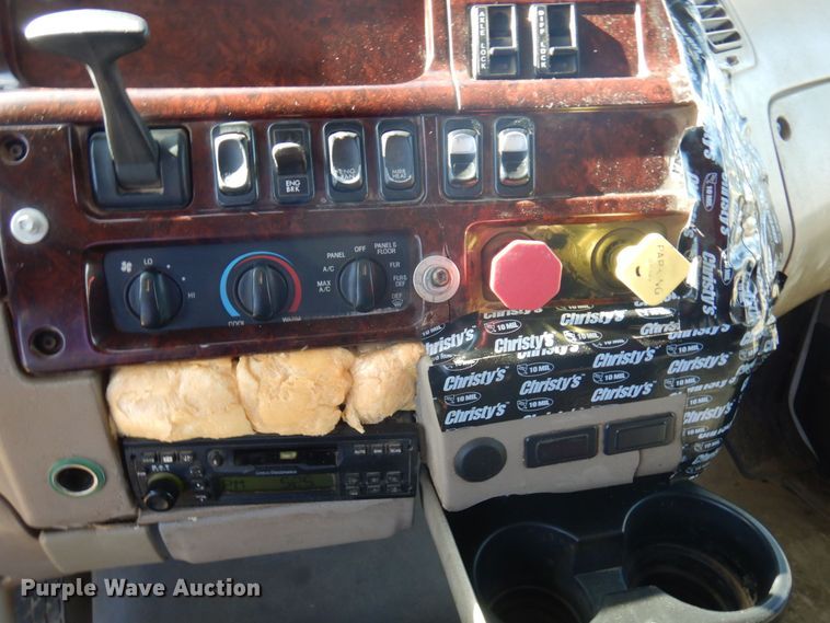 image for item MH9227 2007 Sterling L9500  dump truck