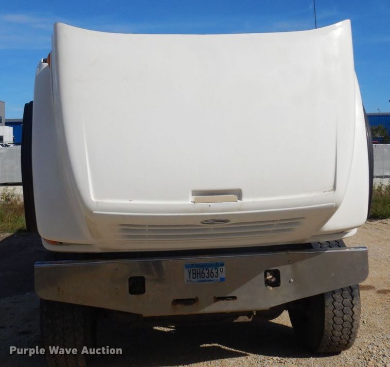 image for item MH9227 2007 Sterling L9500  dump truck