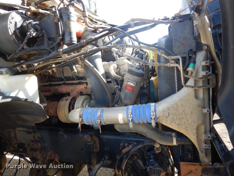 image for item MH9227 2007 Sterling L9500  dump truck