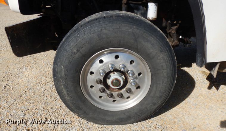 image for item MH9227 2007 Sterling L9500  dump truck