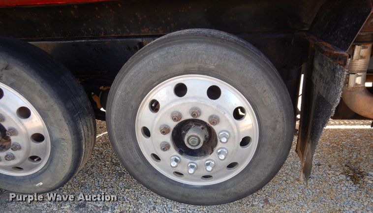 image for item MH9227 2007 Sterling L9500  dump truck