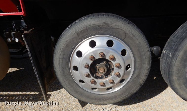 image for item MH9227 2007 Sterling L9500  dump truck