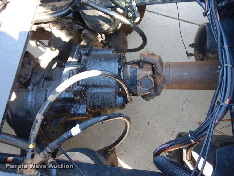 image for item MH9235 2011 Kenworth T800  semi truck