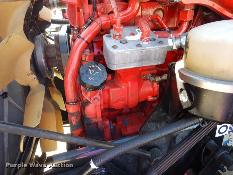 image for item MH9235 2011 Kenworth T800  semi truck