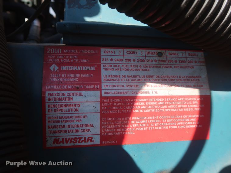 image for item MJ9168 2001 International 4700  bucket truck