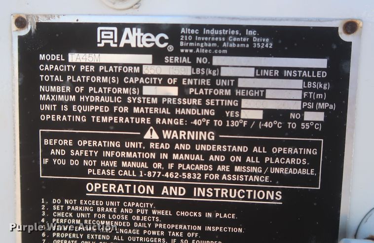 image for item MJ9168 2001 International 4700  bucket truck