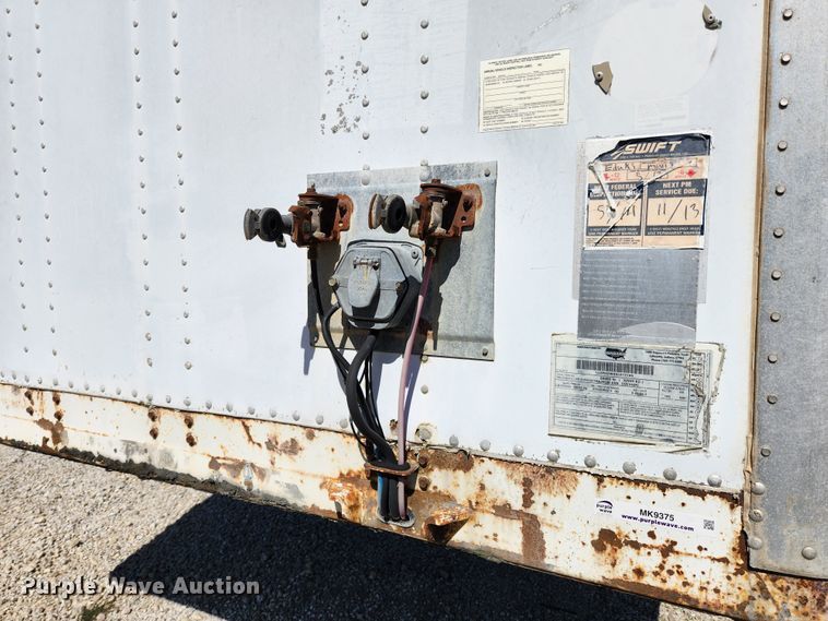 image for item MK9375 1999 Wabash dry van trailer