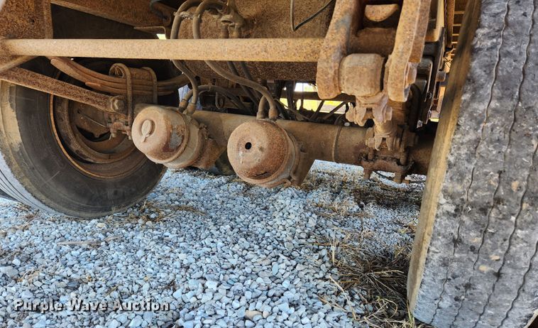 image for item MK9375 1999 Wabash dry van trailer