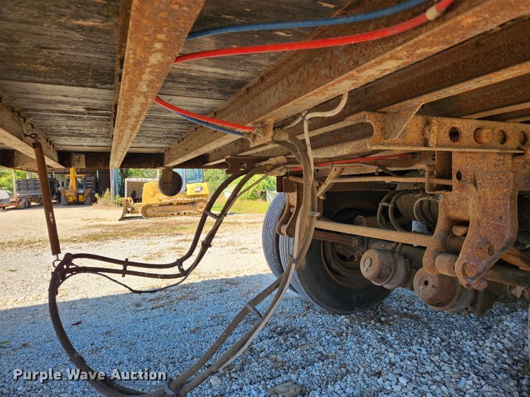 image for item MK9375 1999 Wabash dry van trailer