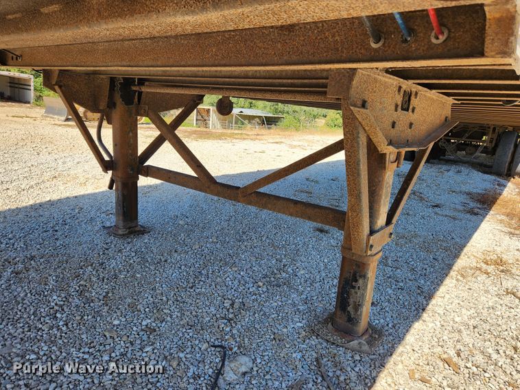 image for item MK9375 1999 Wabash dry van trailer