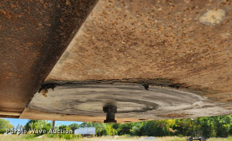 image for item MK9375 1999 Wabash dry van trailer