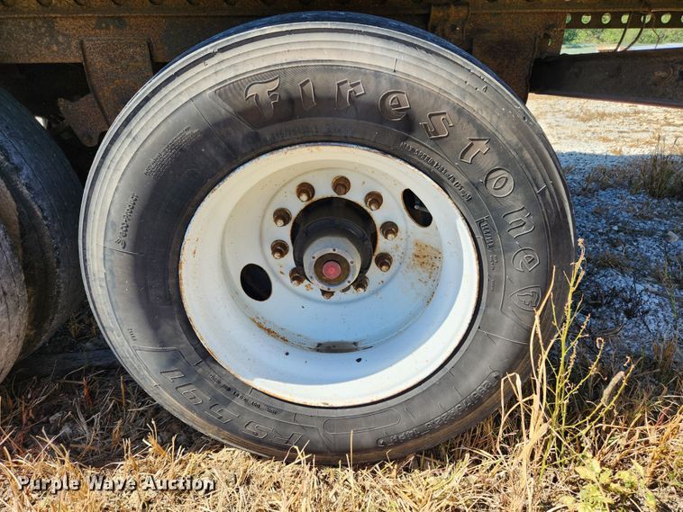 image for item MK9375 1999 Wabash dry van trailer