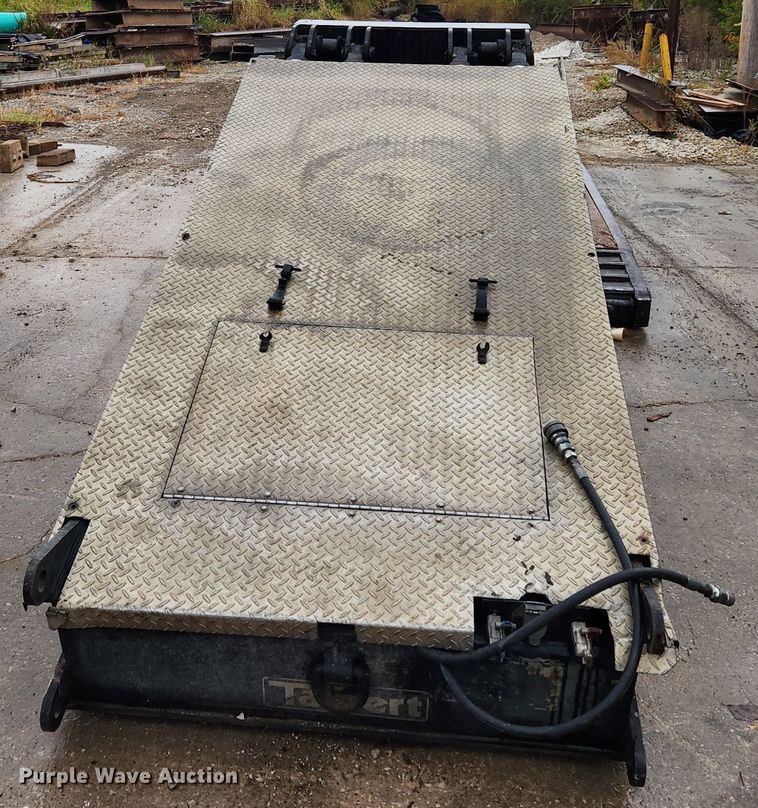 image for item MK9414 1984 Talbert T3DW-100K-HRG-RA-T1  lowboy equipment trailer