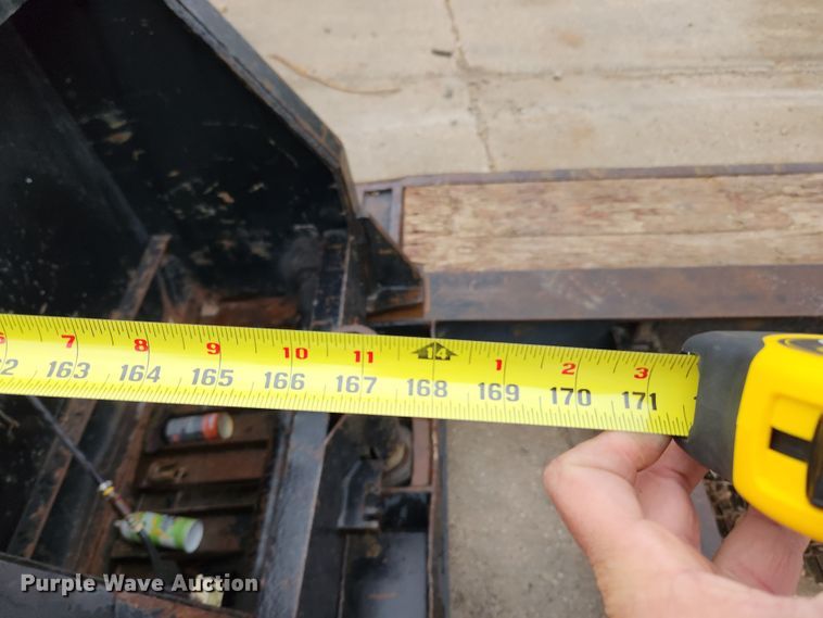 image for item MK9414 1984 Talbert T3DW-100K-HRG-RA-T1  lowboy equipment trailer