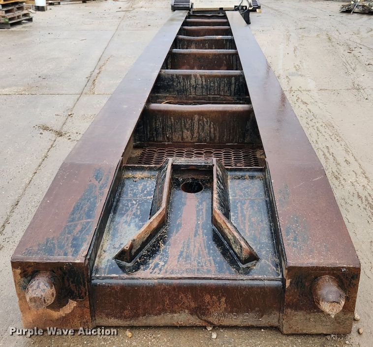 image for item MK9414 1984 Talbert T3DW-100K-HRG-RA-T1  lowboy equipment trailer