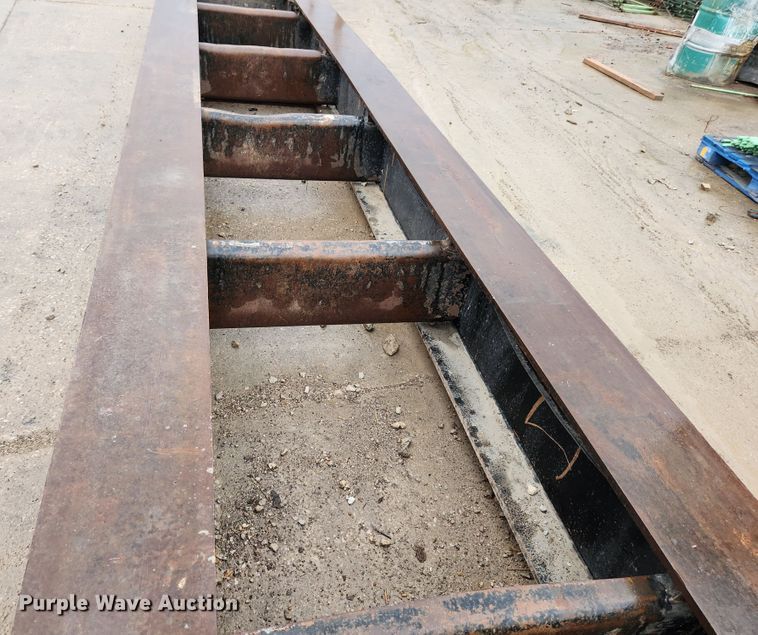 image for item MK9414 1984 Talbert T3DW-100K-HRG-RA-T1  lowboy equipment trailer