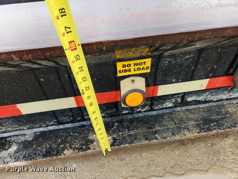 image for item MK9414 1984 Talbert T3DW-100K-HRG-RA-T1  lowboy equipment trailer