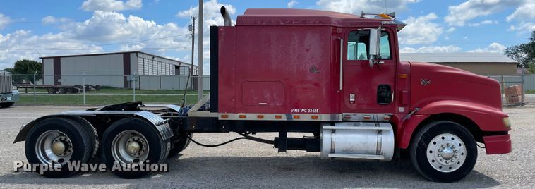 image for item MR9323 1998 International 9400  semi truck