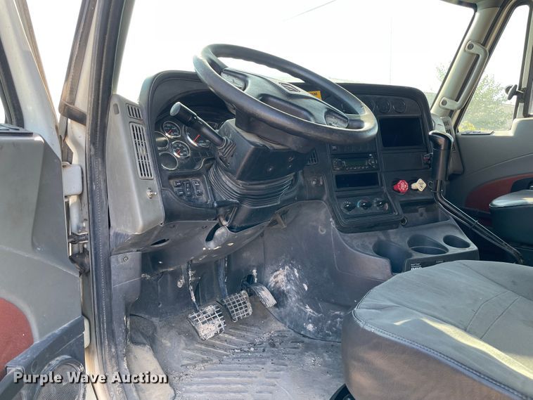 image for item MR9410 2012 International ProStar  semi truck