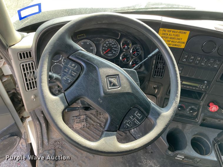 image for item MR9410 2012 International ProStar  semi truck