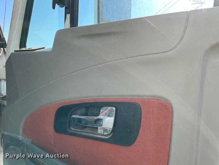 image for item MR9410 2012 International ProStar  semi truck