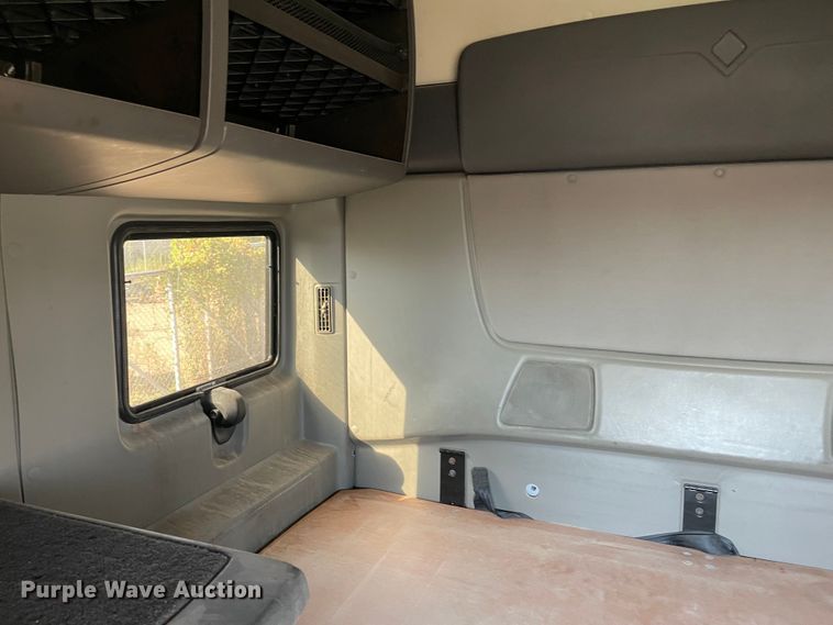 image for item MR9410 2012 International ProStar  semi truck