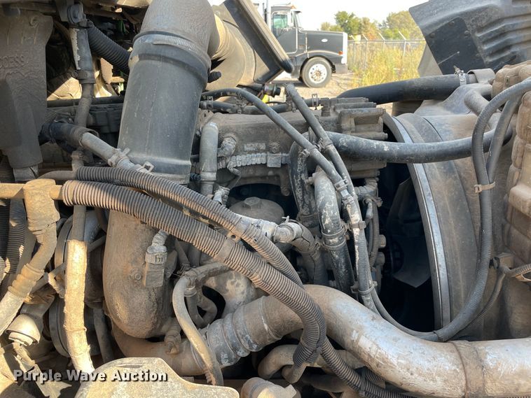 image for item MR9410 2012 International ProStar  semi truck