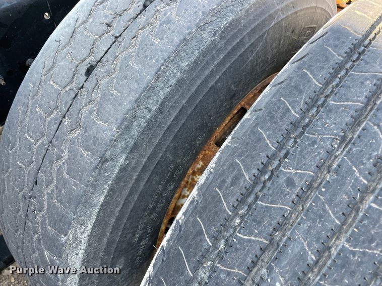 image for item MR9410 2012 International ProStar  semi truck